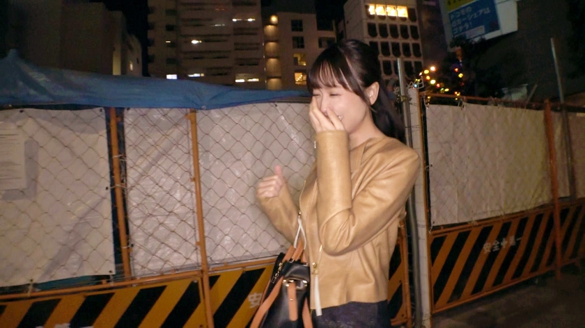 【綺麗過ぎる人妻】27歳【スレンダー巨乳】まみさん参上！旦那の目を盗み浮気を繰り返す彼女の応募理由は『エッチを見られたい願望があります…♪』清潔感と上品振る舞いとは真逆な【ド淫乱のすけべ妻】不倫は文化だと豪語するエロ奥様！敏感エロボディは【大量潮吹き】の連発！激ピストンに大絶頂！欲望全開のグラインド騎乗位でしこたまイキまくる変態奥様の強烈SEX絶対に見逃すな！